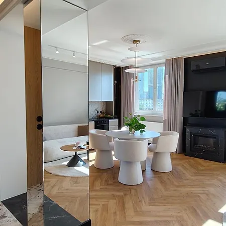 Sleephome Marszalkowska 아파트 *